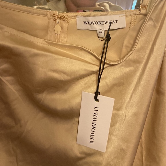 Satin tank body suit - Picture 2 of 4